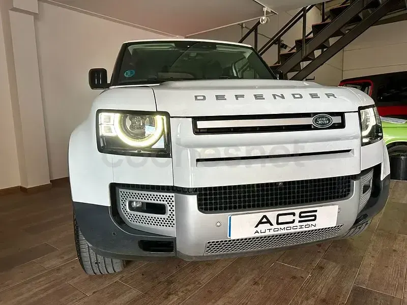 Usado Land Rover Defender SE 400 CV (294 kW) 2021 Blanco SUV