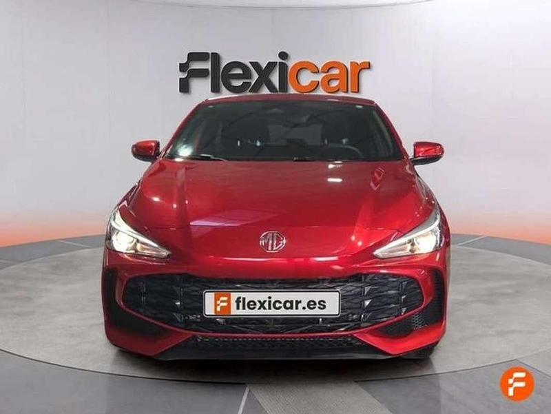 Usado MG MG3 116 CV (85 kW) 2025 Rojo Utilitario