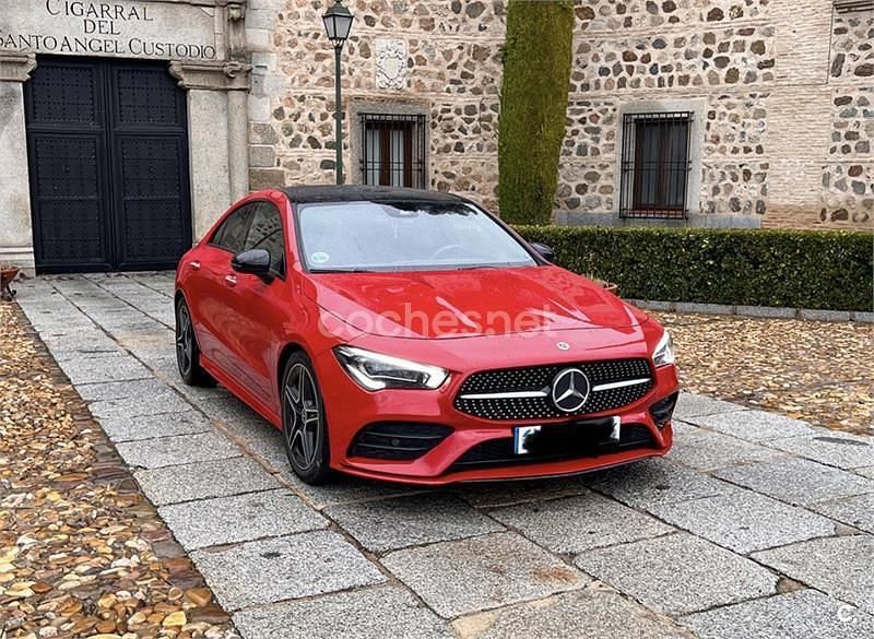 Usado Mercedes CLA250 Shooting Brake 218 CV (160 kW) 2019 Rojo Familiar