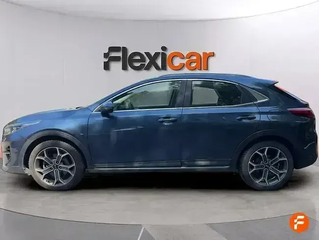 Usado Kia XCeed 140 CV (102 kW) 2020 Azul SUV