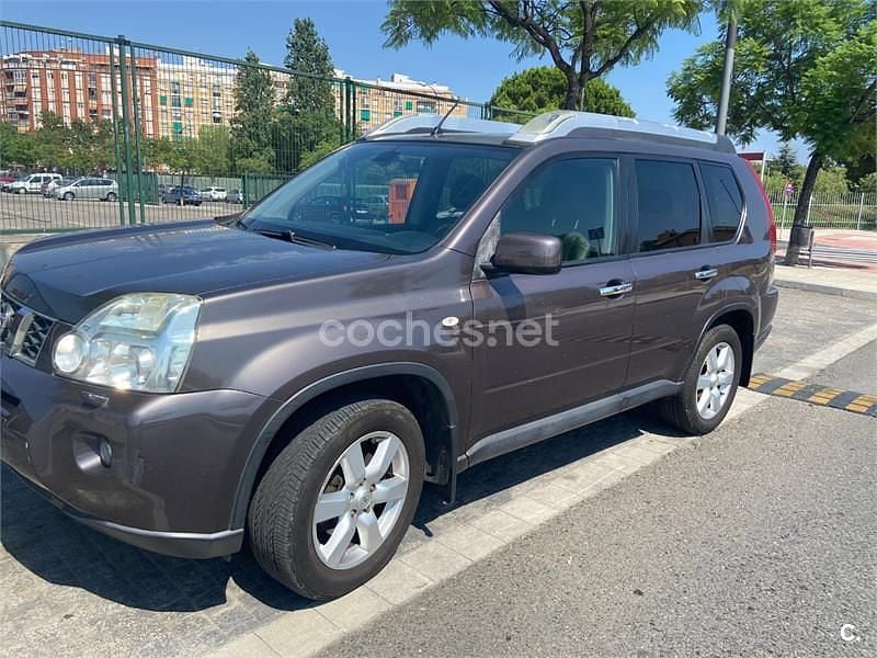 Marrón Usado 2007 Nissan X-Trail SE SUV | 6950 € - Imagen 1/4