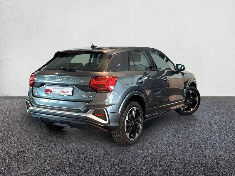 Usado Audi Q2 S-Line 116 CV (85 kW) 2025 Gris SUV