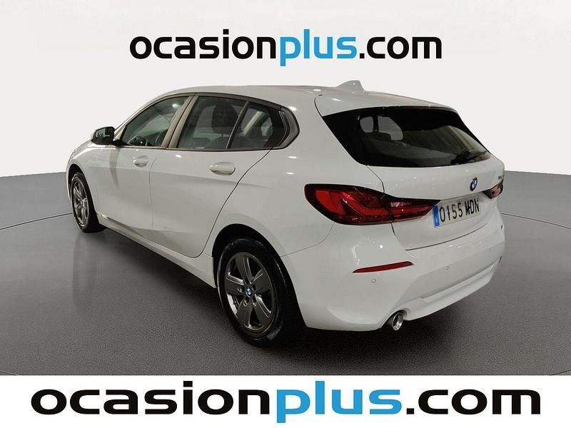 Usado BMW 116 116 CV (85 kW) 2023 Blanco Utilitario