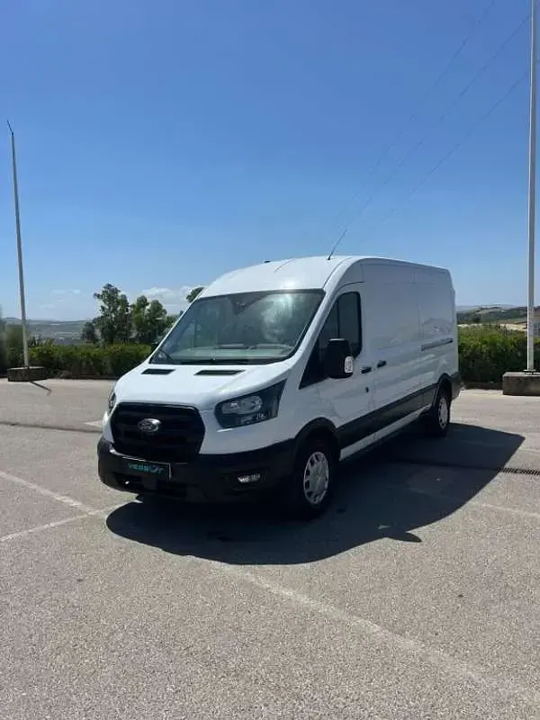 Usado Ford Transit Ambiente 131 CV (96 kW) 2023 Blanco Van