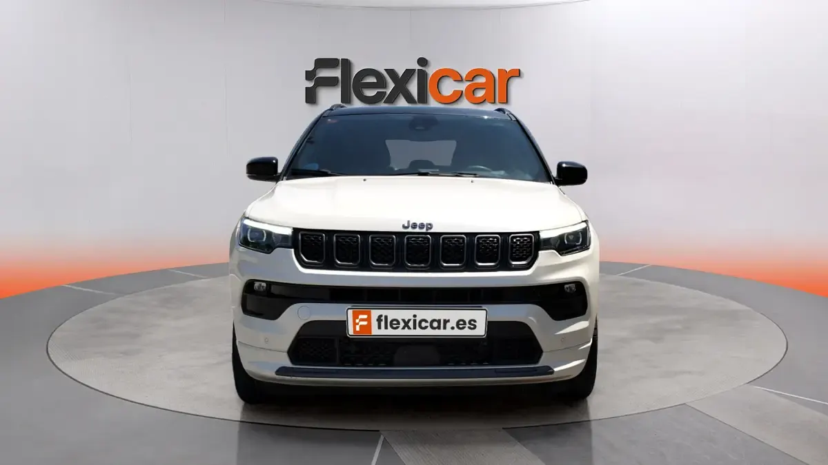 Usado Jeep Compass 241 CV (177 kW) 2021 Beige SUV
