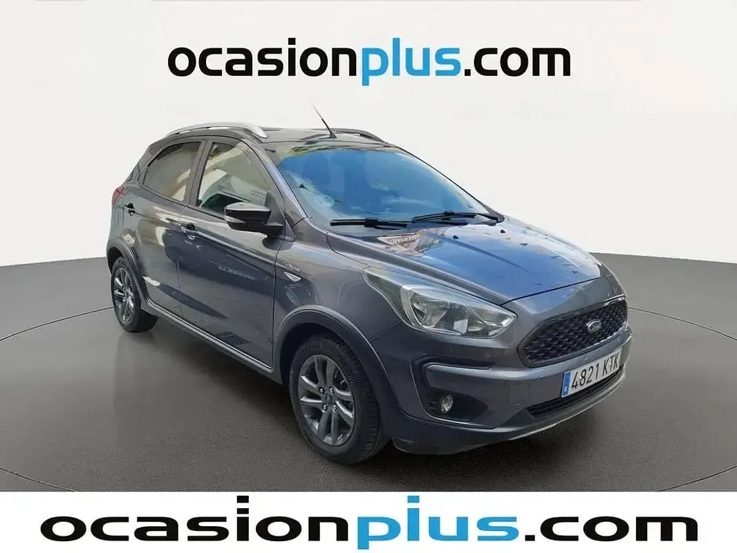 Usado Ford Ka Plus Active 86 CV (63 kW) 2019 Gris Utilitario