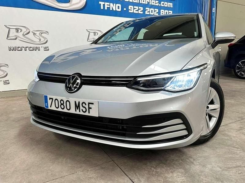 Usado VW Golf VIII 110 CV (80 kW) 2024 Gris Utilitario