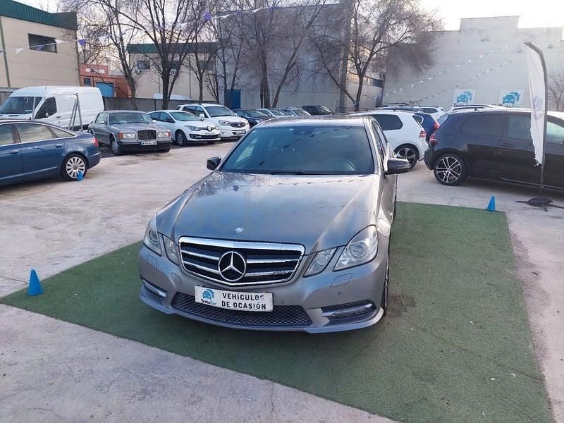Usado Mercedes E350 265 CV (194 kW) 2011 Gris / plata Berlina