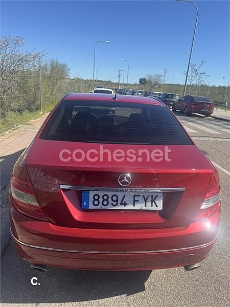 Usado Mercedes C320 Avantgarde 224 HP (164 kW) 2007 Vermelho Sedan