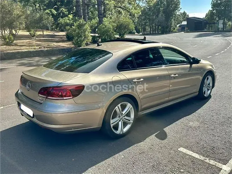 Usado VW CC R-line 184 CV (135 kW) 2016 Amarillo Berlina