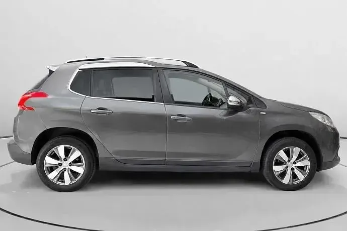 Usado Peugeot 2008 Style 100 CV (73 kW) 2016 SUV