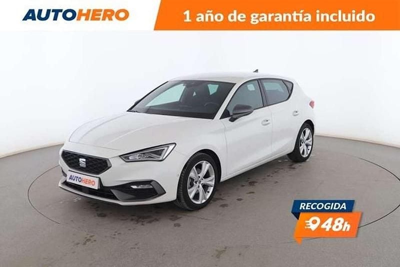 Blanco Usado 2024 Seat Leon FR Berlina | 24.190 € - Imagen 1/3