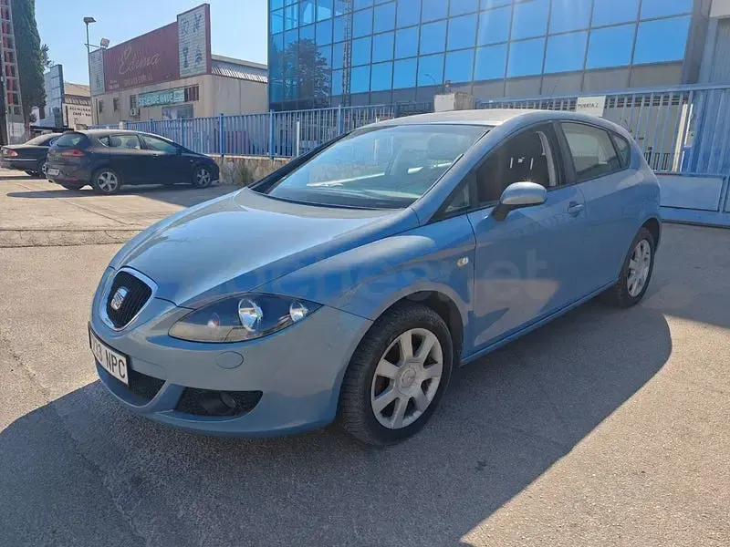 Usado Seat Leon Ecomotive 105 CV (77 kW) 2008 Azul Utilitario
