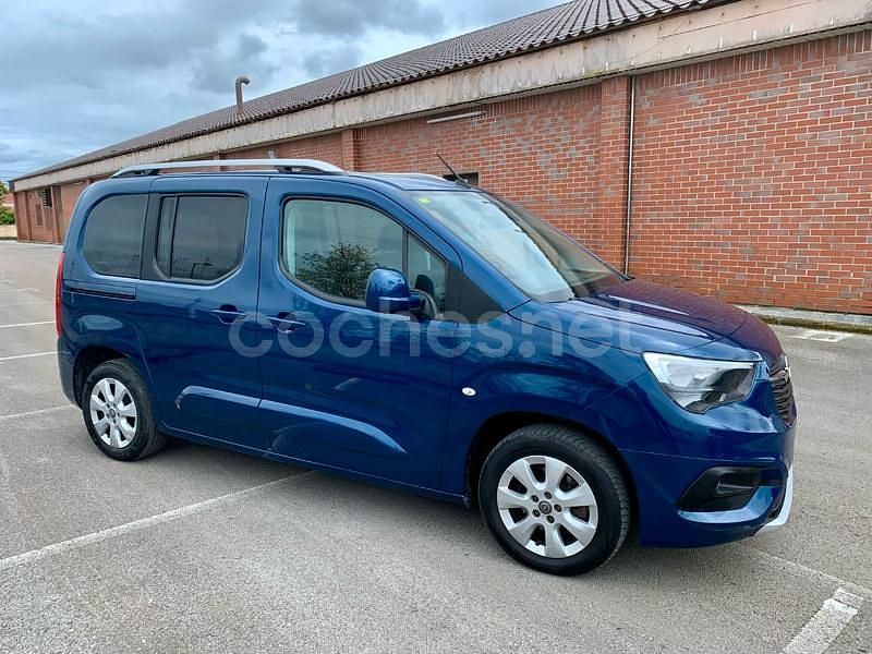 Usado Opel Combo Life Innovation 130 CV (95 kW) 2018 Azul Monovolumen