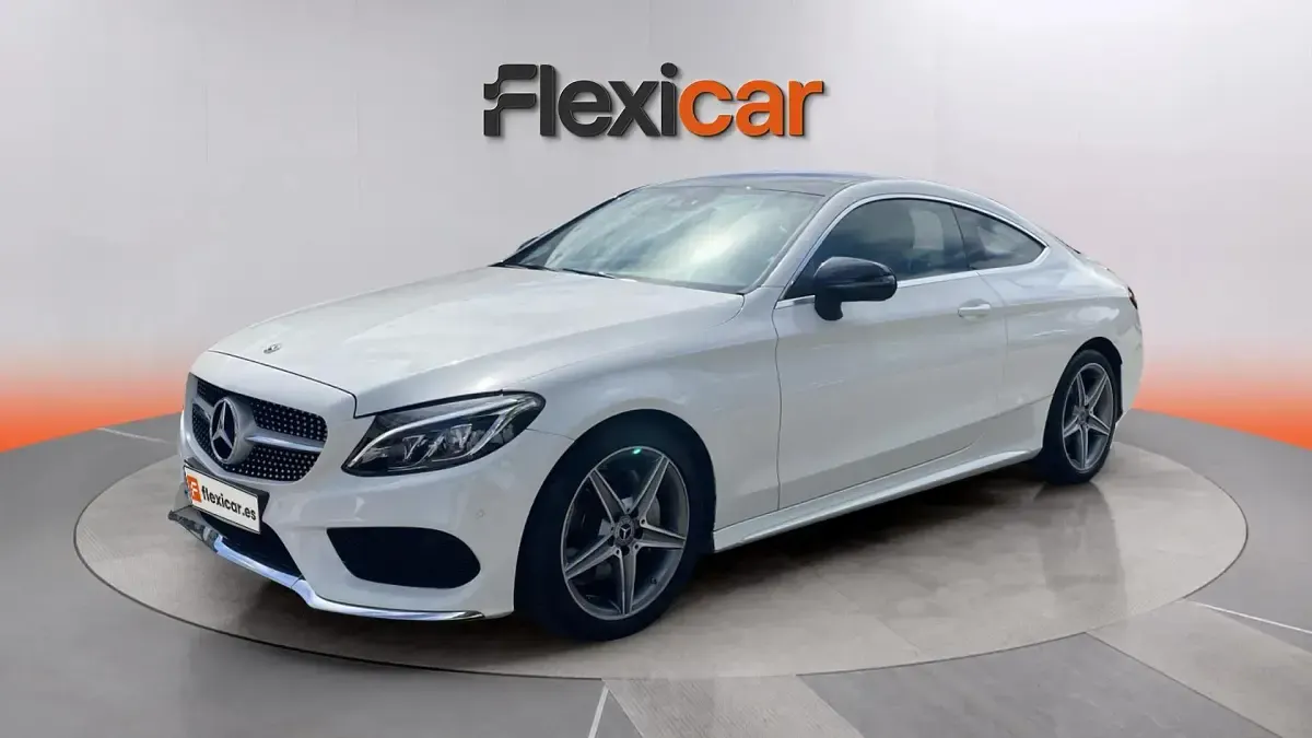 Usado Mercedes C220 170 CV (125 kW) 2017 Blanco Coupe