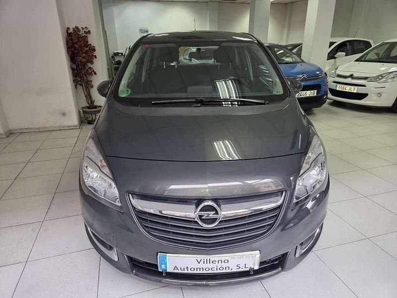 Usado Opel Meriva Selective 120 CV (88 kW) 2017 Gris / plata Monovolumen