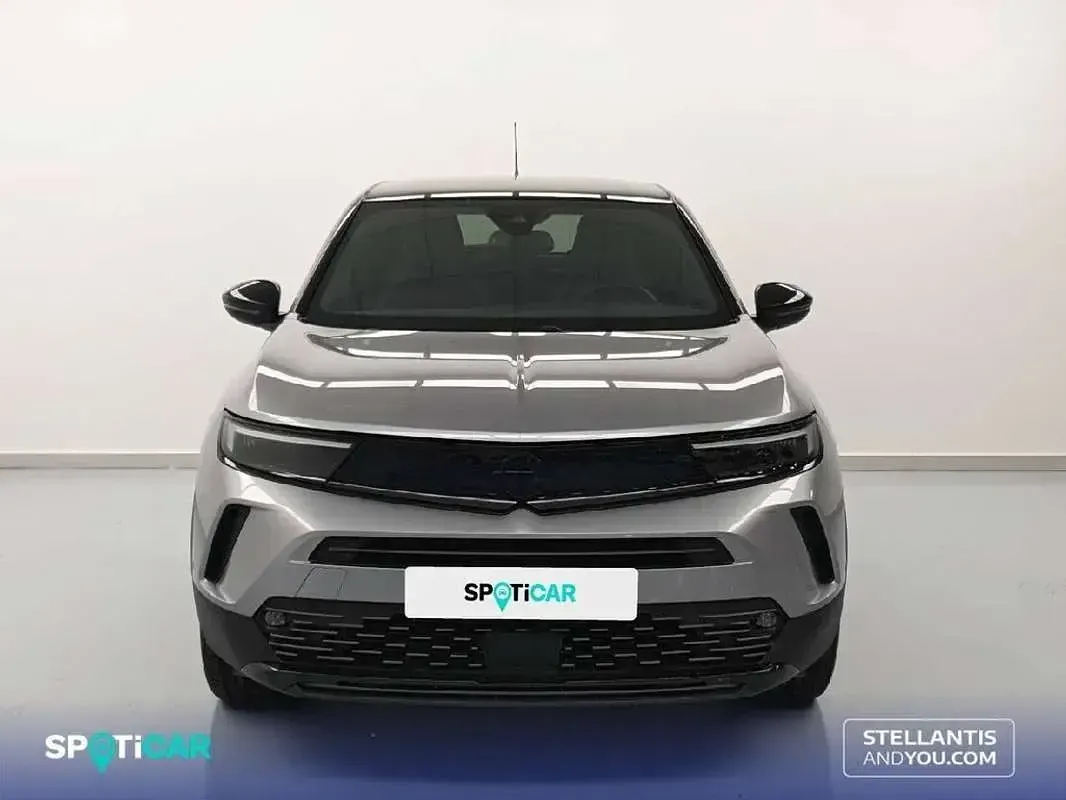 Usado Opel Mokka-e GSe 100 kW (137 CV) 2023 Gris SUV