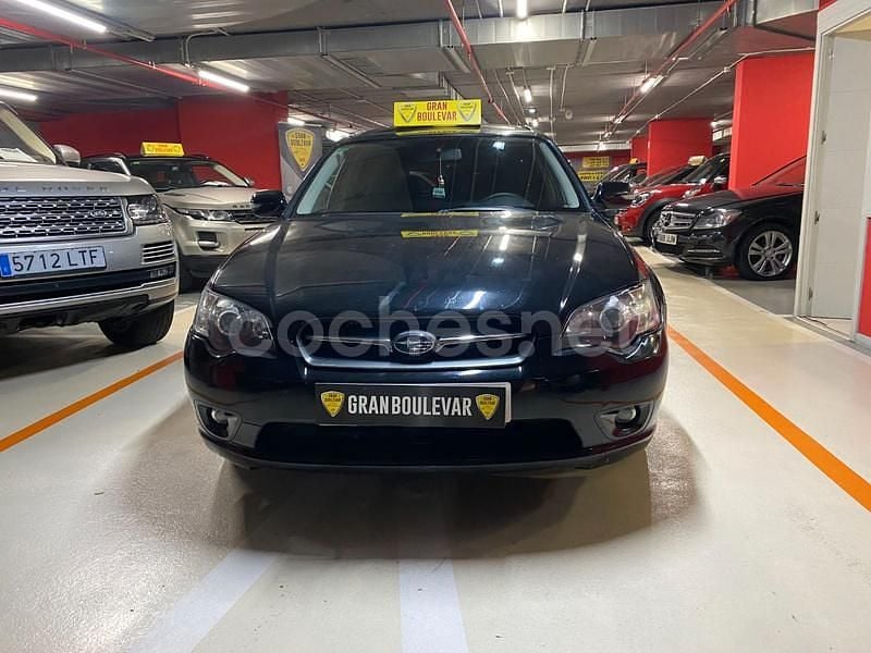 Usado Subaru Legacy 165 CV (121 kW) 2006 Negro Familiar