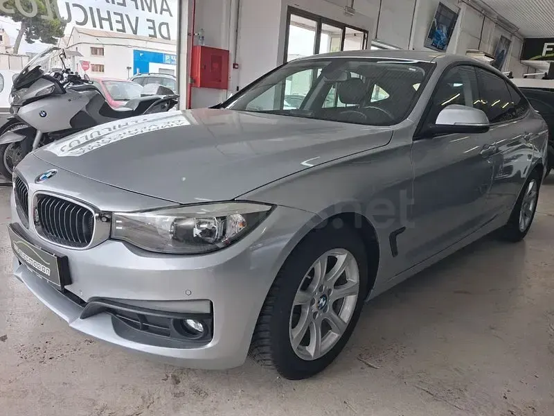 Usado BMW 320 Comfort Edition 184 CV (135 kW) 2014 Gris / plata Berlina