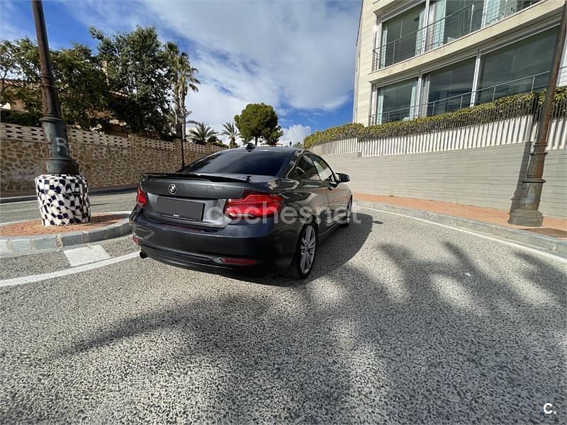 Usado BMW 218 Sport Line 136 CV (100 kW) 2017 Gris / plata Coupe