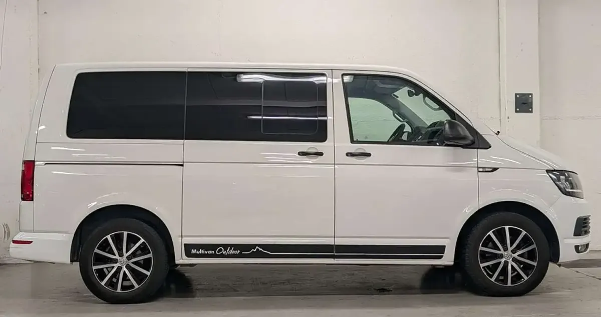 Usado VW Multivan Edition 140 CV (102 kW) 2015 Blanco Monovolumen