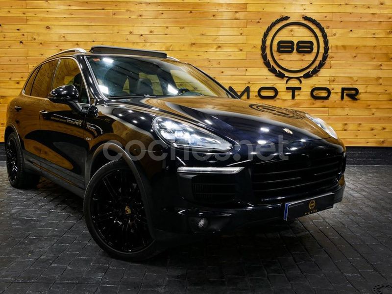 Negro Usado 2017 Porsche Cayenne S SUV | 38.970 € (Un poco caro) - Imagen 1/4