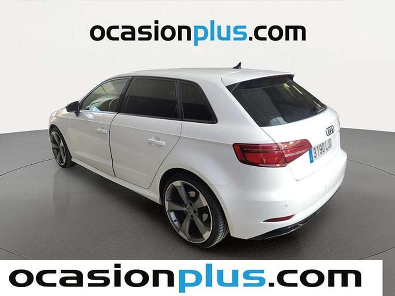 Usado Audi A3 Sportback e-tron S-Line 204 CV (150 kW) 2020 Blanco Utilitario