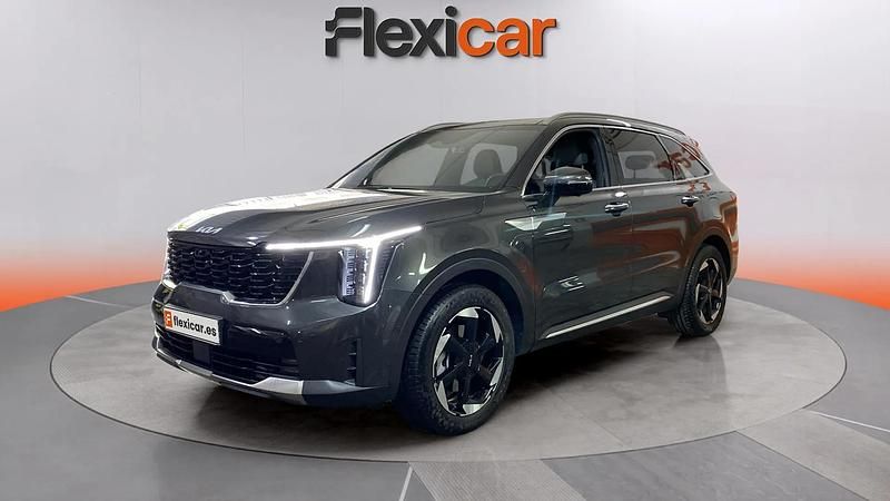 Usado Kia Sorento 232 CV (170 kW) 2024 Gris SUV