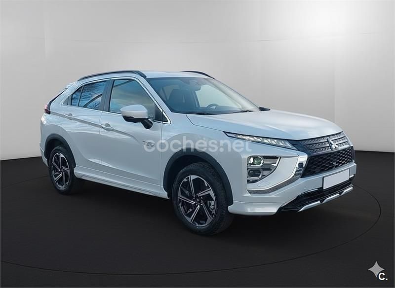 Usado Mitsubishi Eclipse Cross 188 CV (138 kW) 2025 Blanco SUV