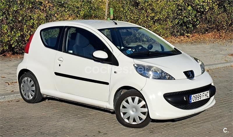 Blanco Usado 2006 Peugeot 107 Utilitario | 2500 € (Super precio) - Imagen 1/4