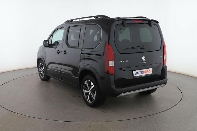 Usado Peugeot Rifter GT 131 CV (96 kW) 2022 Monovolumen