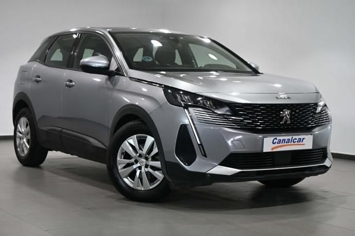 Usado Peugeot 3008 Active 131 CV (96 kW) 2021 Gris SUV
