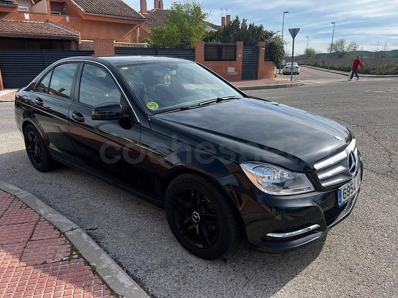 Usado Mercedes C180 Edition 120 CV (88 kW) 2012 Negro Berlina