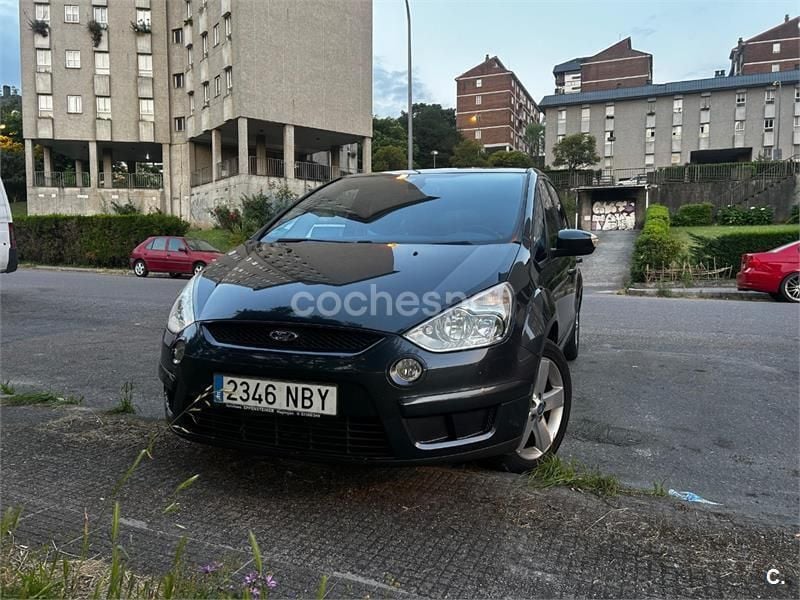 Negro Usado 2007 Ford S-MAX Titanium Monovolumen | 5500 € (Precio justo) - Imagen 1/4