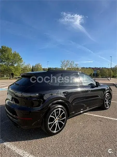 Usado Porsche Cayenne Turbo 520 CV (382 kW) 2018 Negro SUV