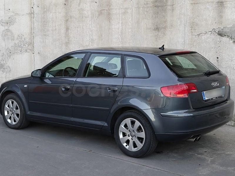 Usado Audi A3 Ambition 150 CV (110 kW) 2005 Gris / plata Utilitario