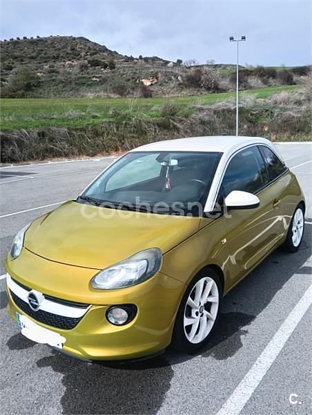 Usado Opel Adam Rocks 100 CV (73 kW) 2016 Amarillo Utilitario