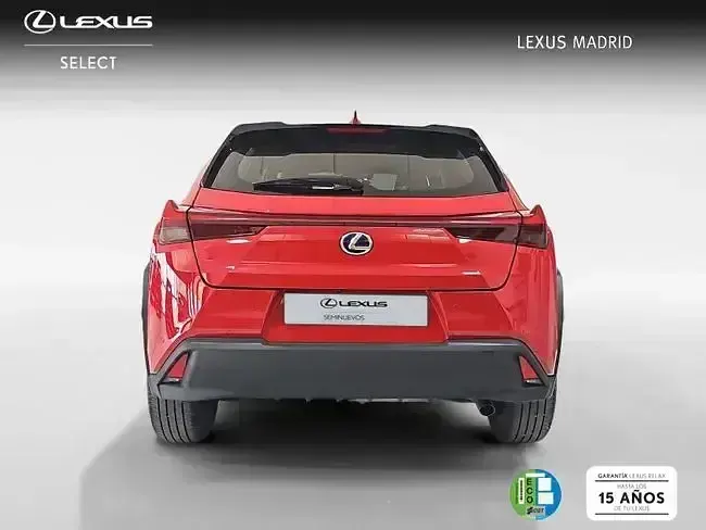 Usado Lexus UX Business Edition 184 CV (135 kW) 2022 Rojo SUV