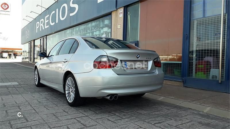 Usado BMW 325 197 CV (144 kW) 2007 Gris / plata Berlina