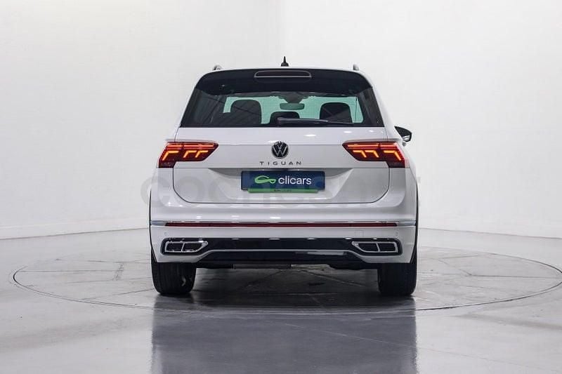 Usado VW Tiguan Allspace R-line 150 CV (110 kW) 2022 Negro SUV