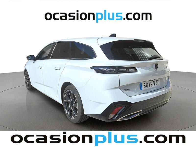 Usado Peugeot 308 Allure 130 CV (95 kW) 2023 Blanco Familiar