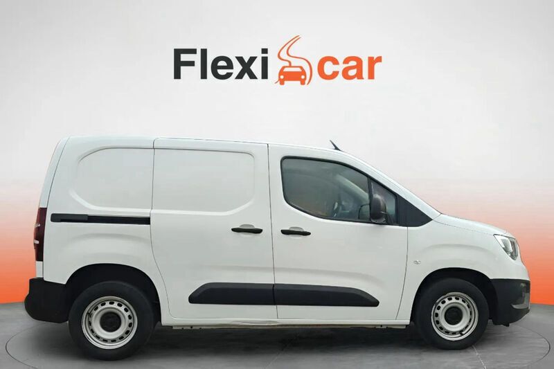 Usado Opel Combo Edition 102 CV (75 kW) 2022 Blanco Monovolumen