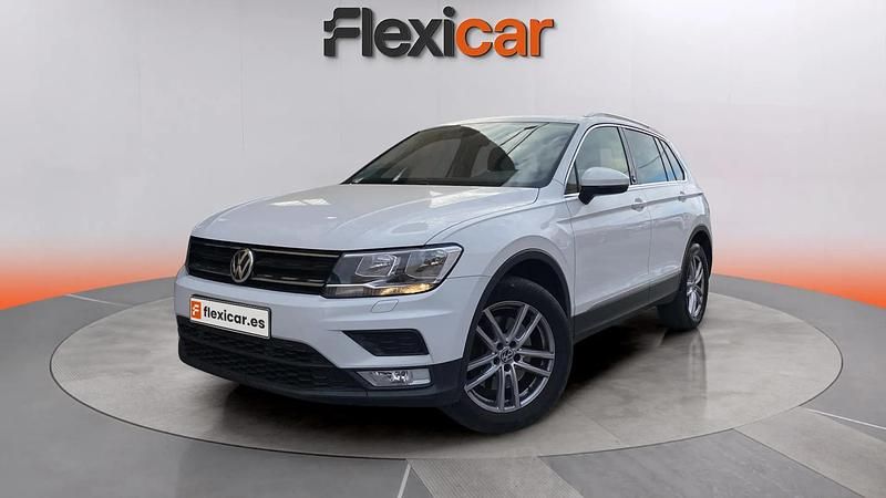 Käytetty VW Tiguan Sportline 180 HP (132 kW) 2017 Valkoinen Katumaasturi