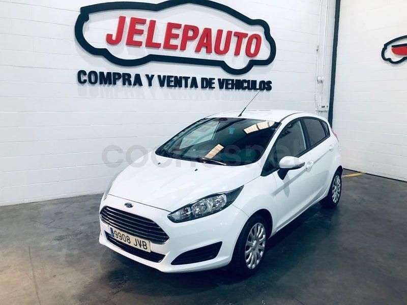 Usado Ford Fiesta ST-Line 95 CV (69 kW) 2016 Blanco Berlina