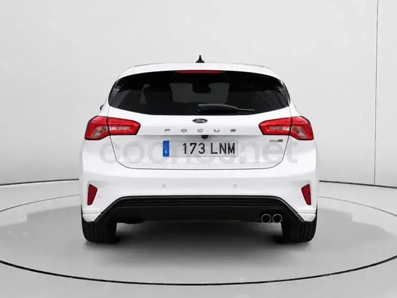Usado Ford Focus ST-Line 125 CV (91 kW) 2021 Blanco Berlina