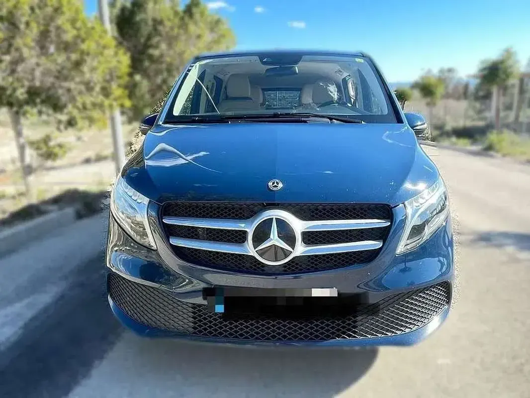 Usado Mercedes V220 163 CV (119 kW) 2020 Azul Monovolumen