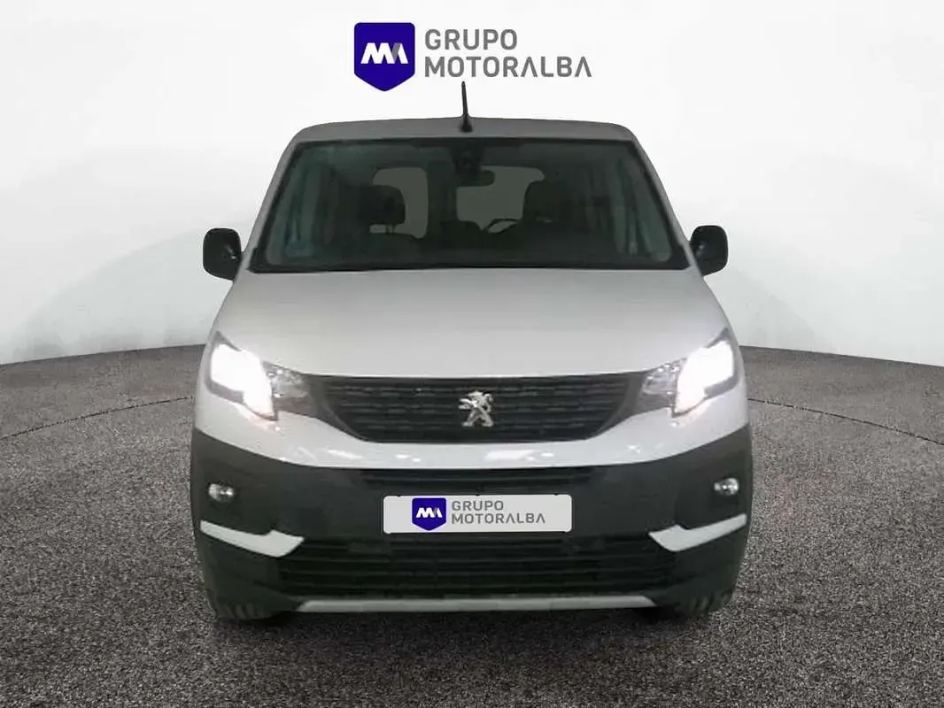 Usado Peugeot Rifter Active 99 CV (72 kW) 2022 Blanco Monovolumen
