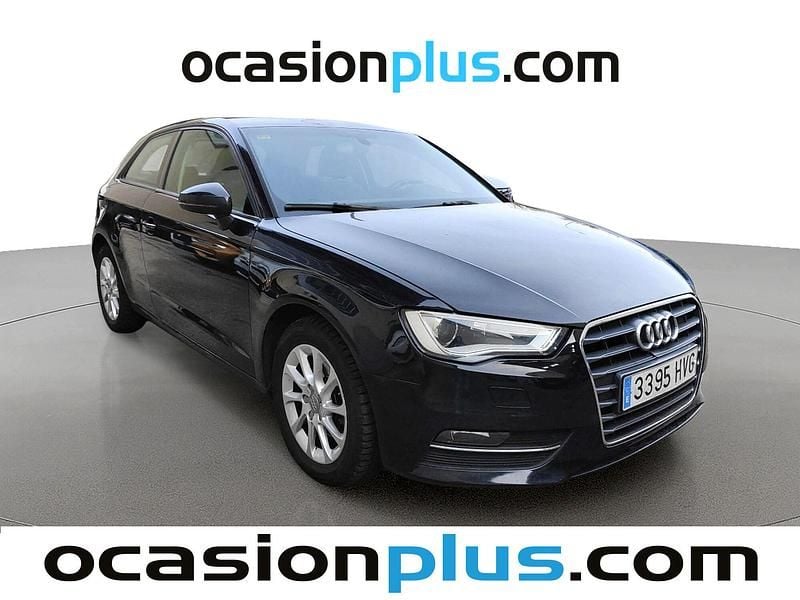 Usado Audi A3 Attraction 105 CV (77 kW) 2014 Negro Utilitario