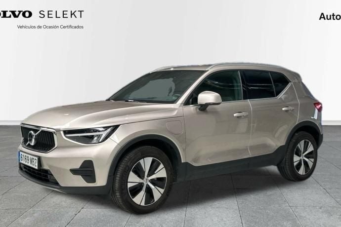 Usado Volvo XC40 Core 211 CV (155 kW) 2022 SUV