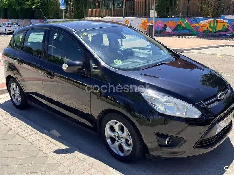Usado Ford C-MAX 115 CV (84 kW) 2014 Negro Monovolumen